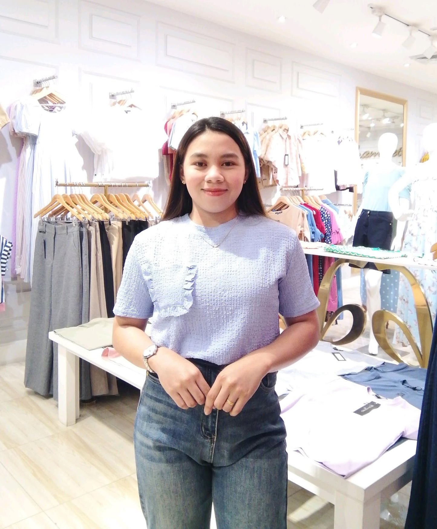 WB ELLYSIA