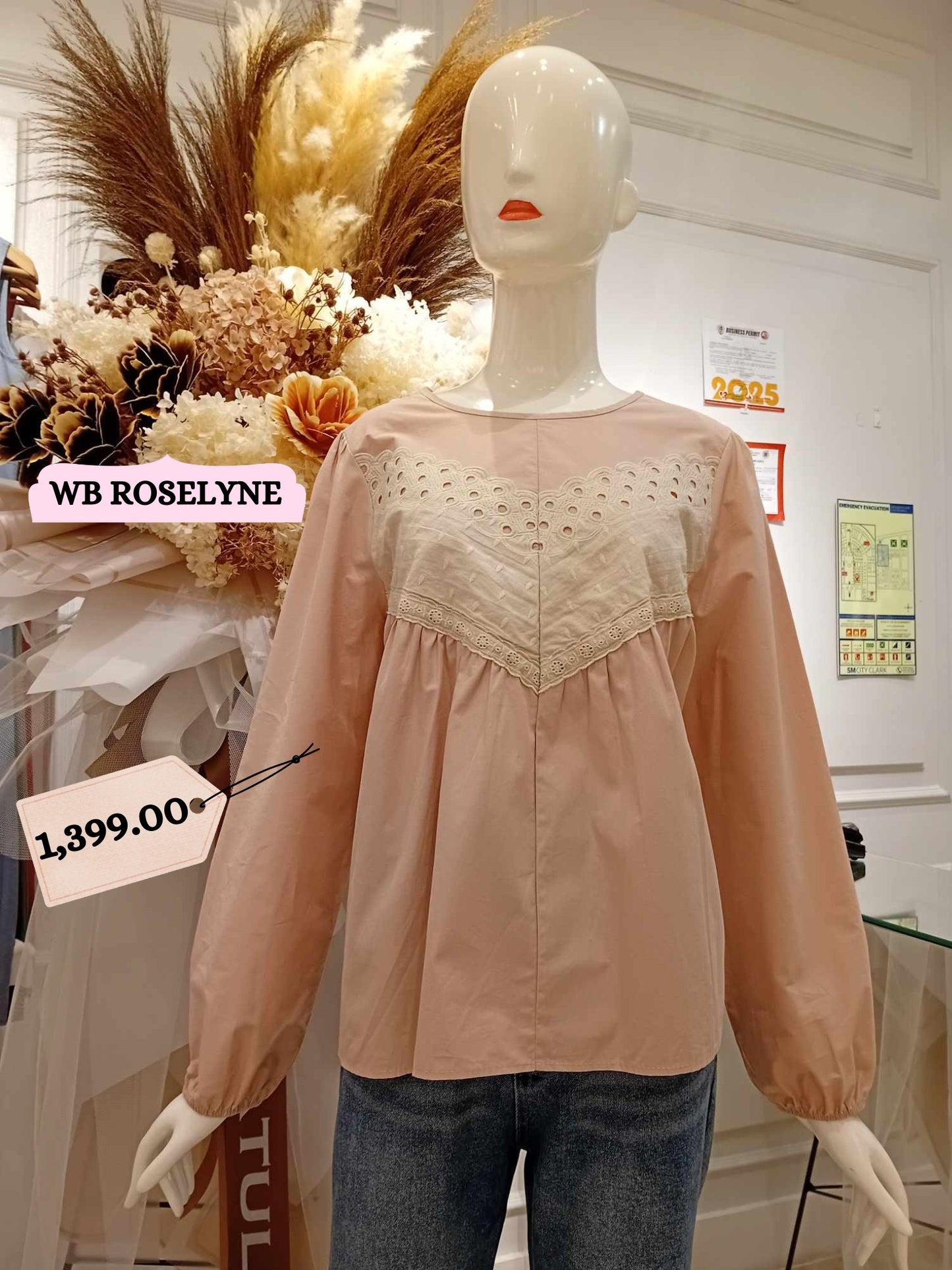 WB ROSELYNE